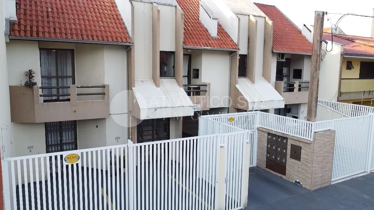 Apartamento à venda, com 03 Quartos, 450 metros da Praia, CAIO...