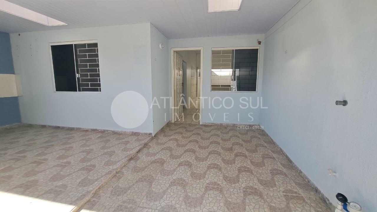 CASA COM 2 QUARTOS, 300M DA PRAIA, BALNEÁRIO SHANGRI-LÁ, PONTA...