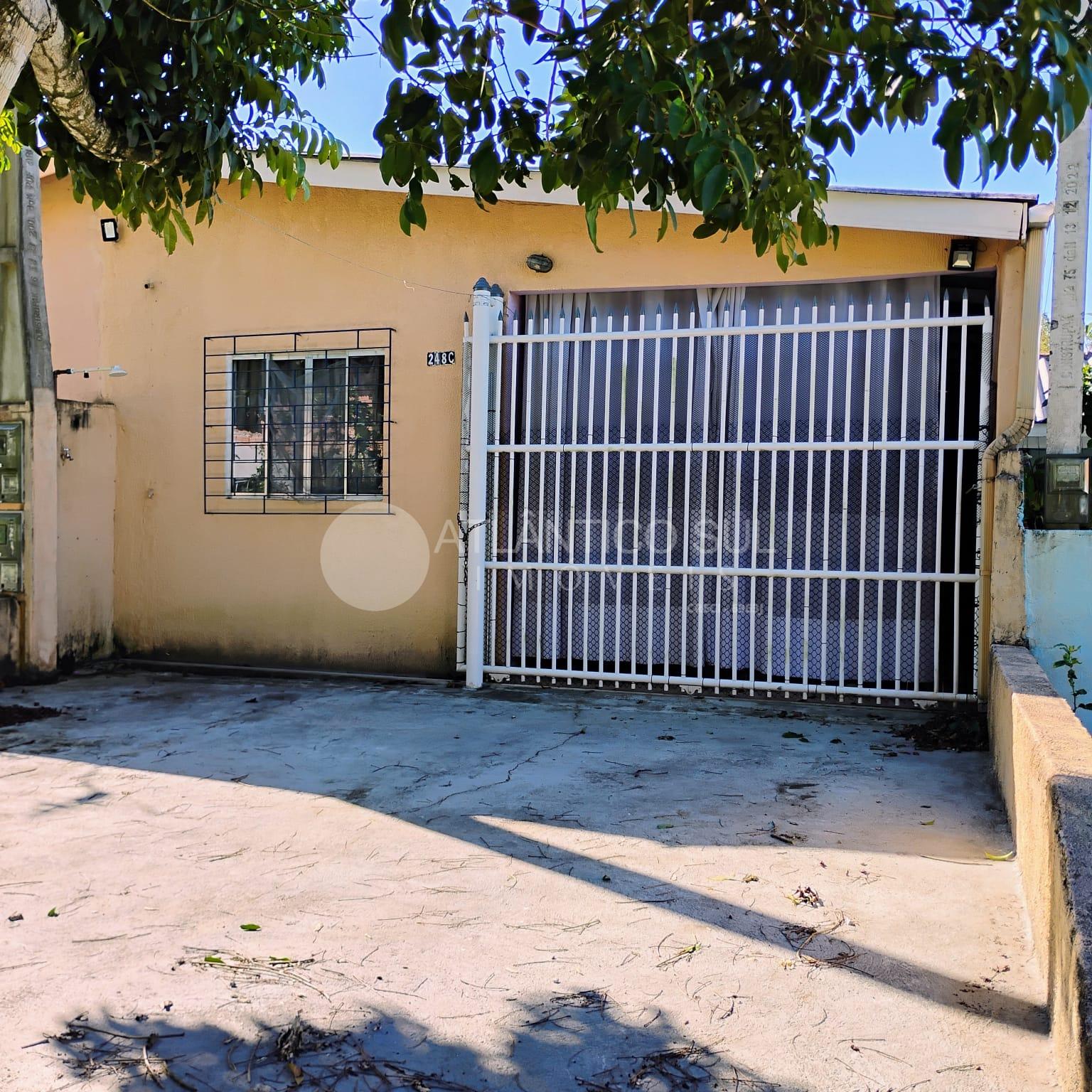 Casa à venda semi mobiliada no balneário Pereque, MATINHOS - PR