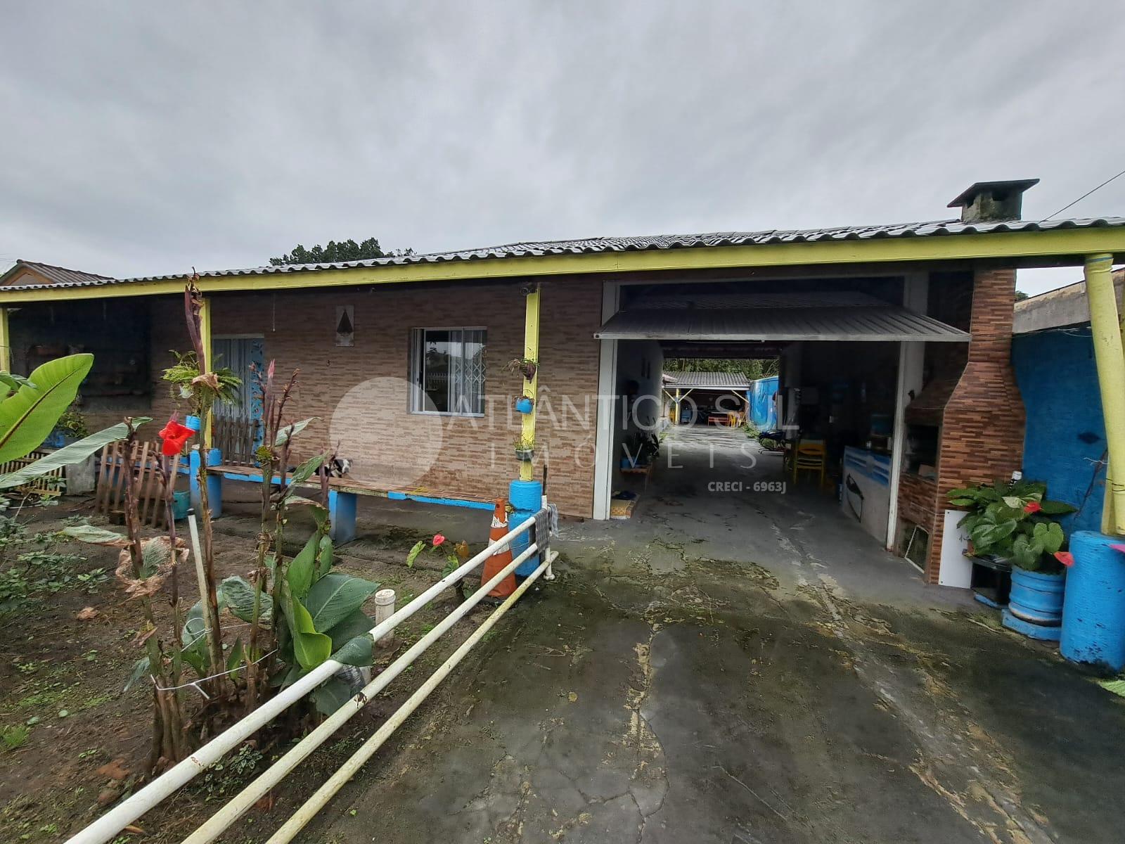 CASA COM PISCINA EM ALVENARIA, 650M DA PRAIA, PONTAL DO PARANA...