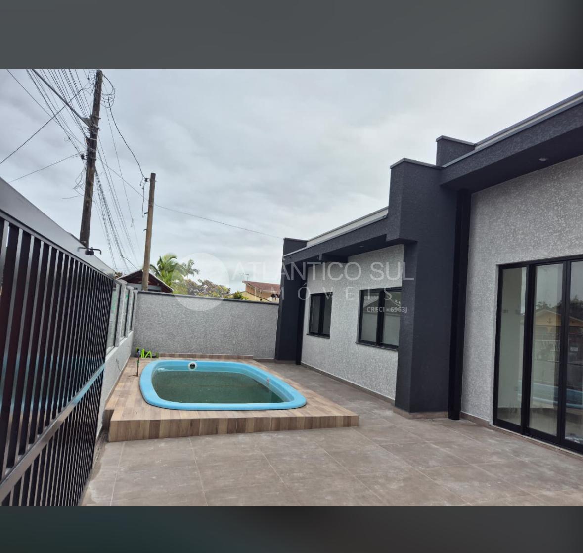 Casa à venda com piscina, balneário  COSTA AZUL, MATINHOS - PR