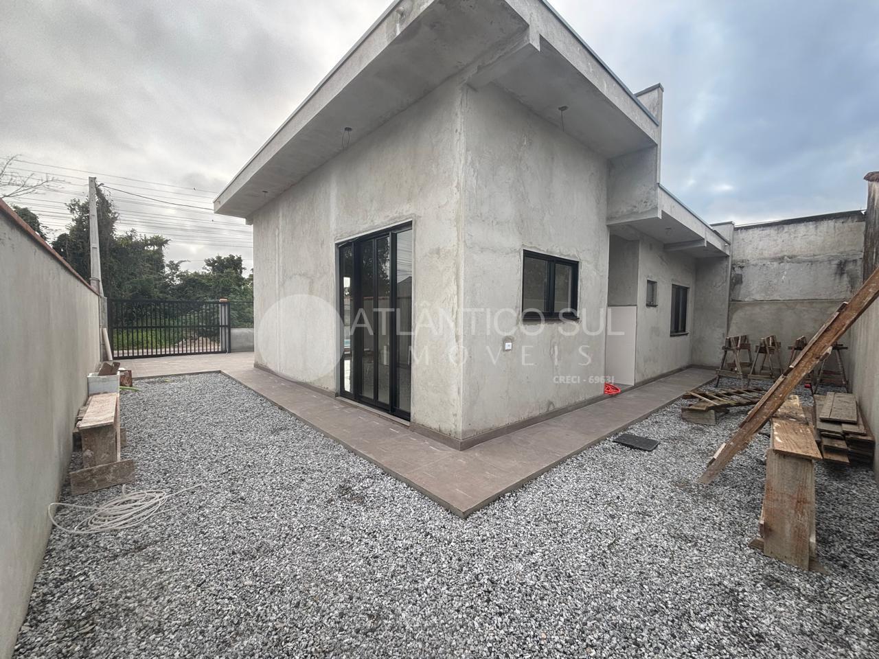 Casa à venda com piscina, balneário  COSTA AZUL, MATINHOS - PR