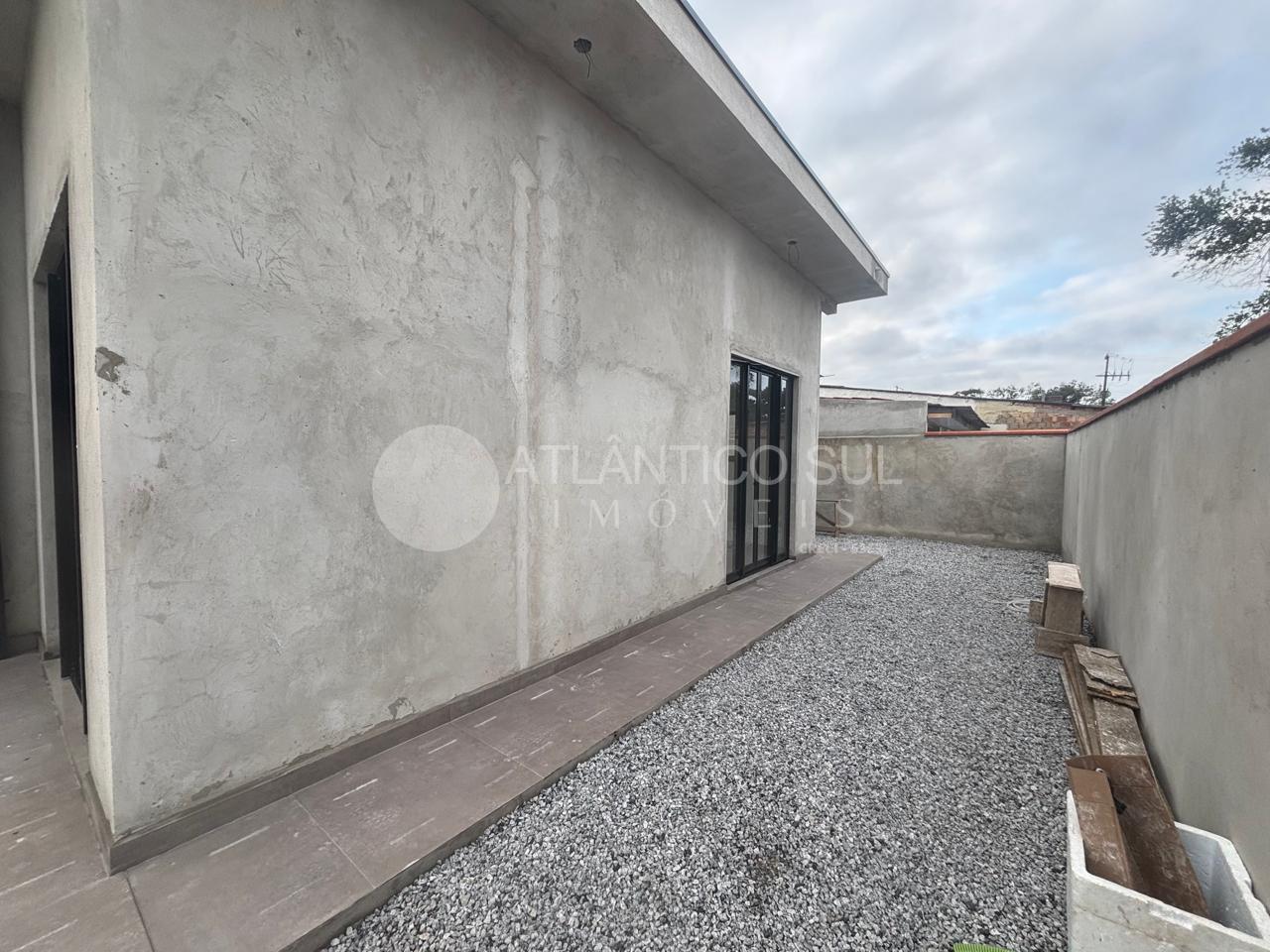Casa à venda com piscina, balneário  COSTA AZUL, MATINHOS - PR