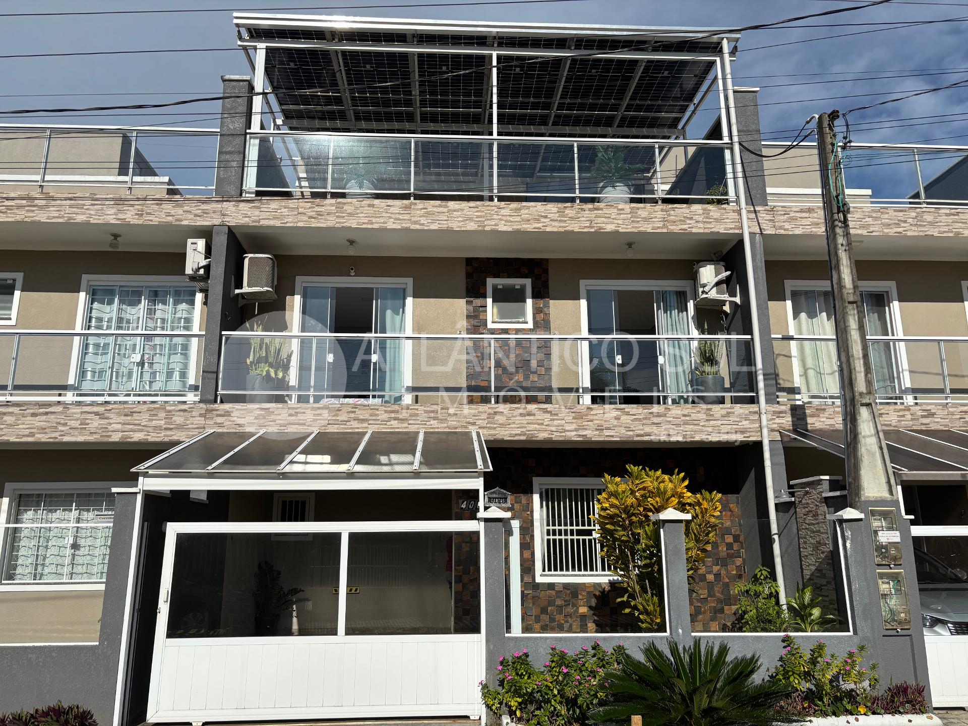 Triplex à venda no centro de Praia de Leste, PONTAL DO PARANA ...