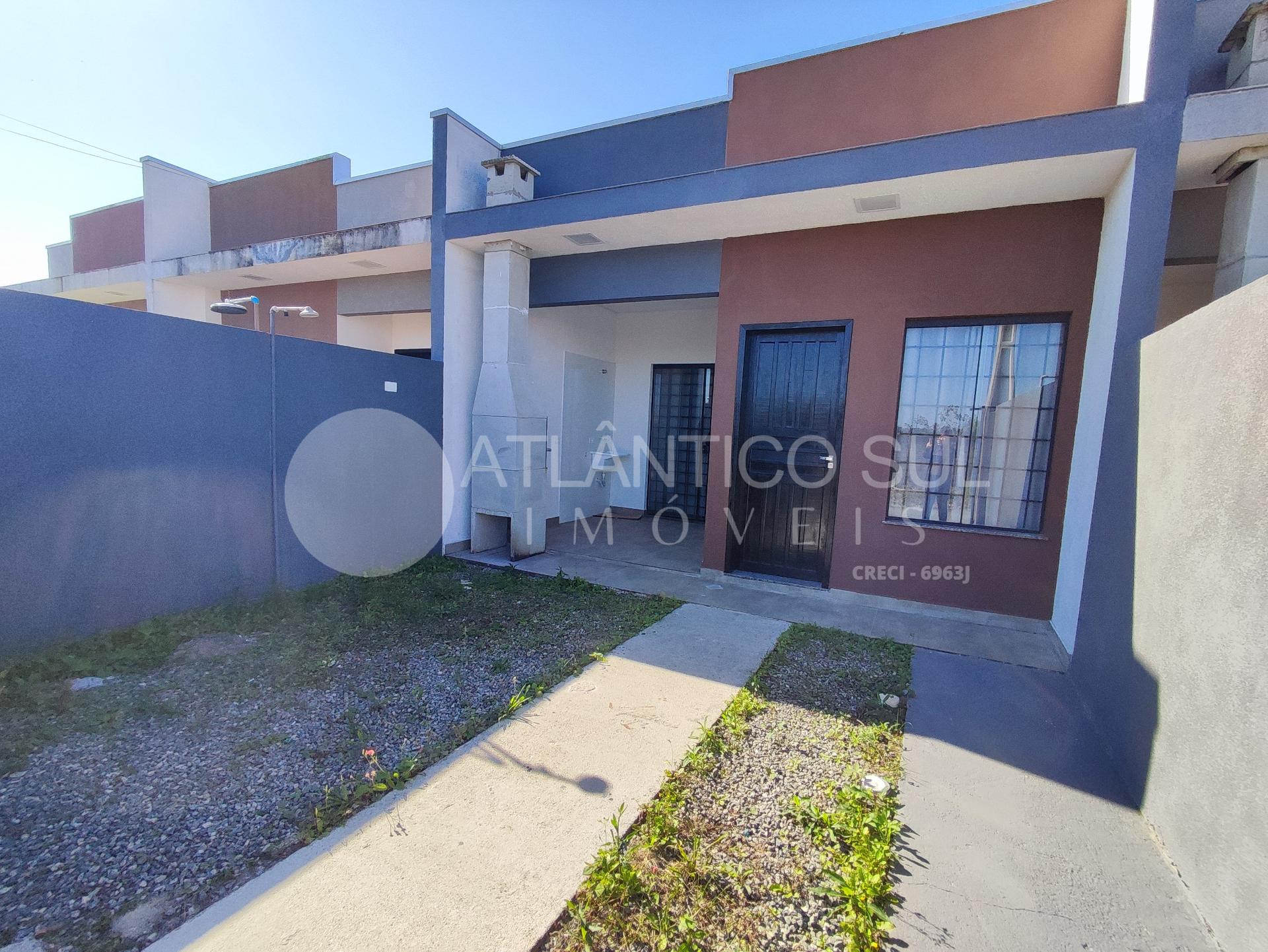 Casa com 2 quartos e 2 vagas de garagem, Praia de Leste, PONTA...