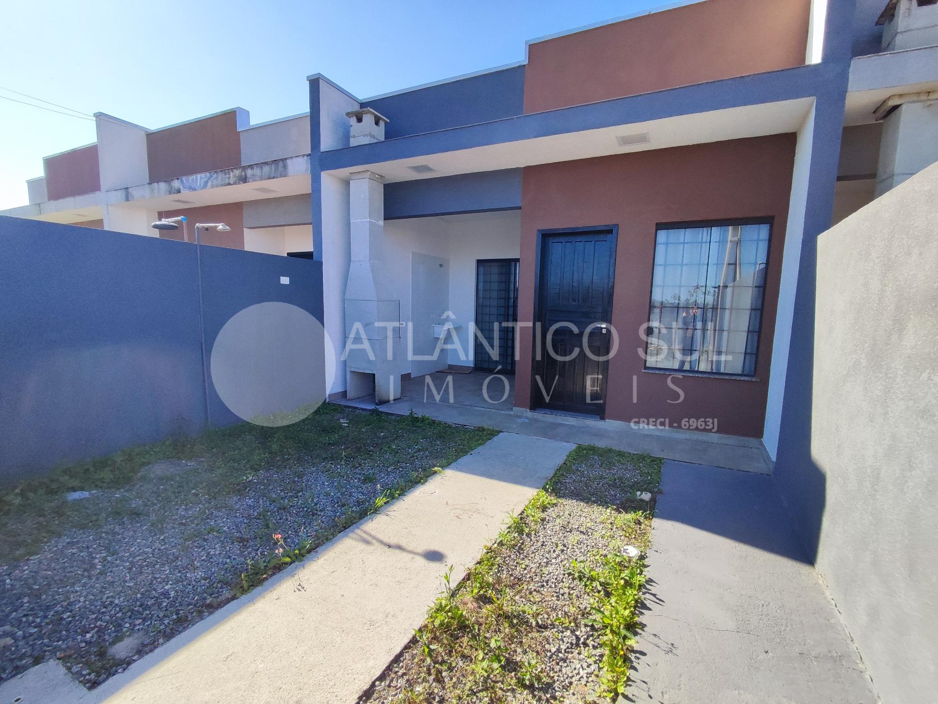 Casa com 2 quartos e 2 vagas de garagem, Praia de Leste, PONTA...