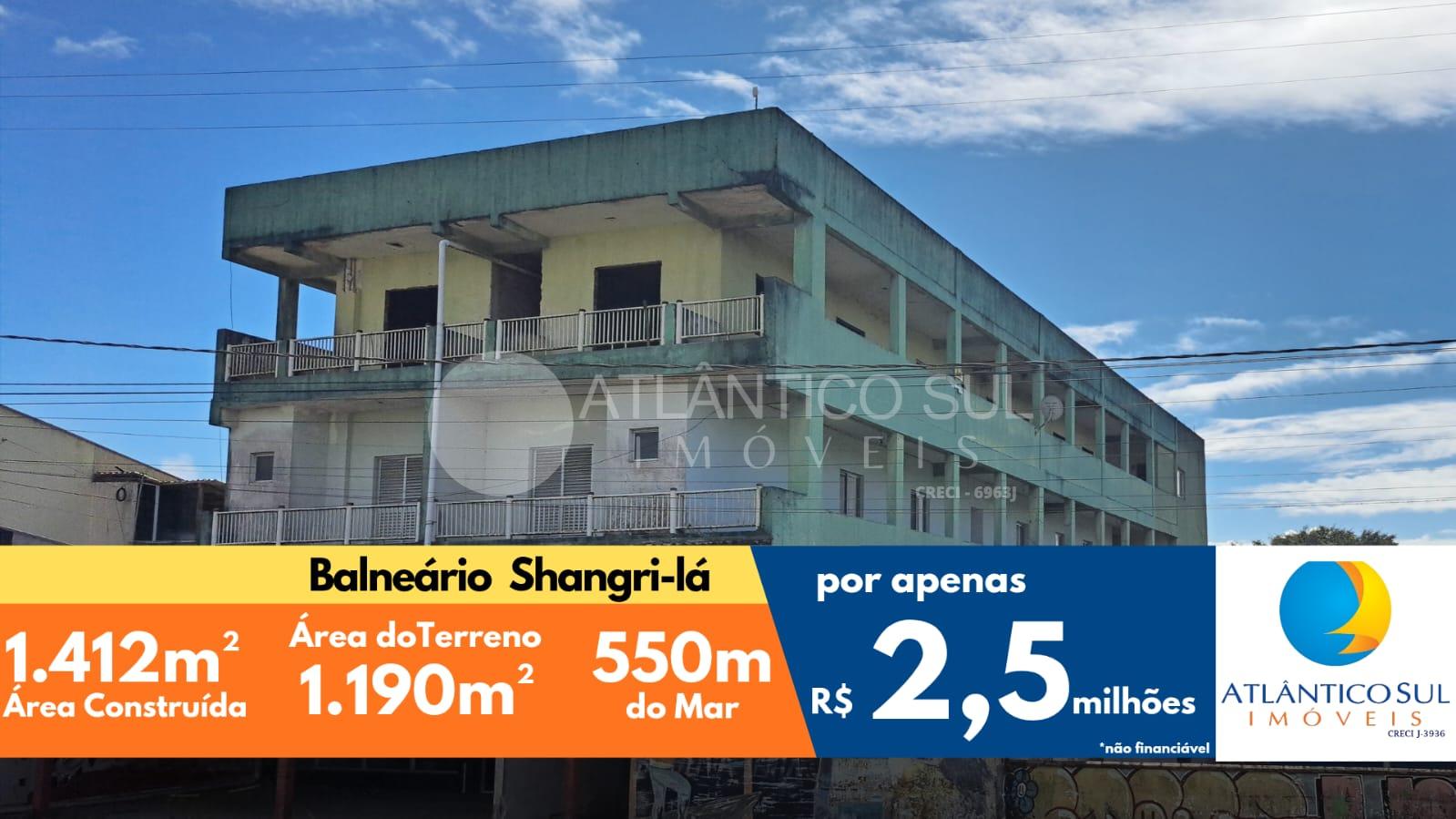 PRÉDIO COMERCIAL E RESIDÊNCIAL, APENAS 550m DO MAR EM PONTAL D...
