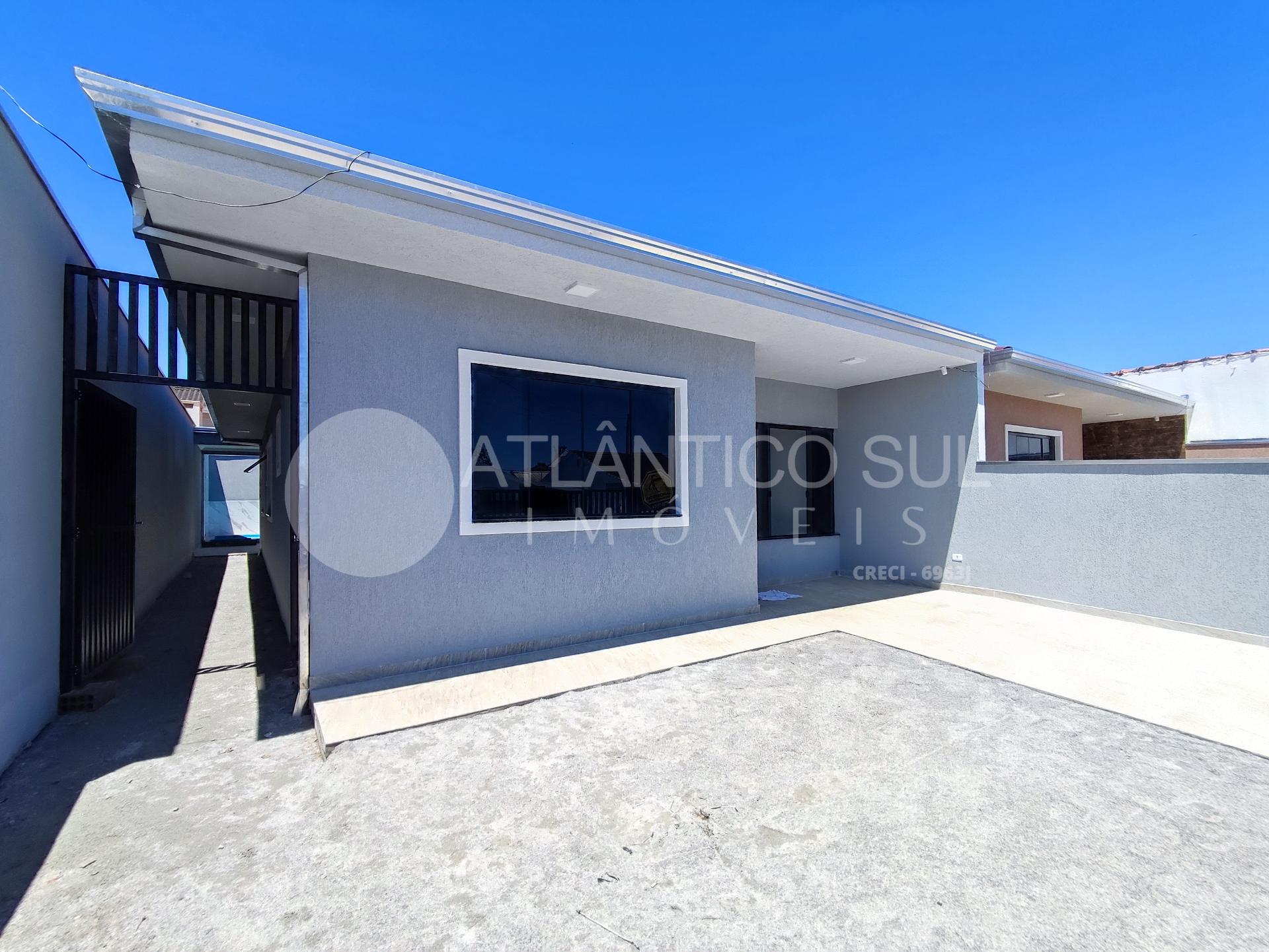 Casa à venda a 200 metros do mar em ,Praia de Leste, PONTAL DO...