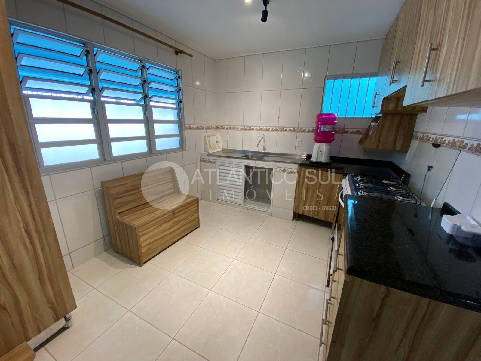 Sobrado para locação com piscina em Santa Terezinha, PONTAL DO...