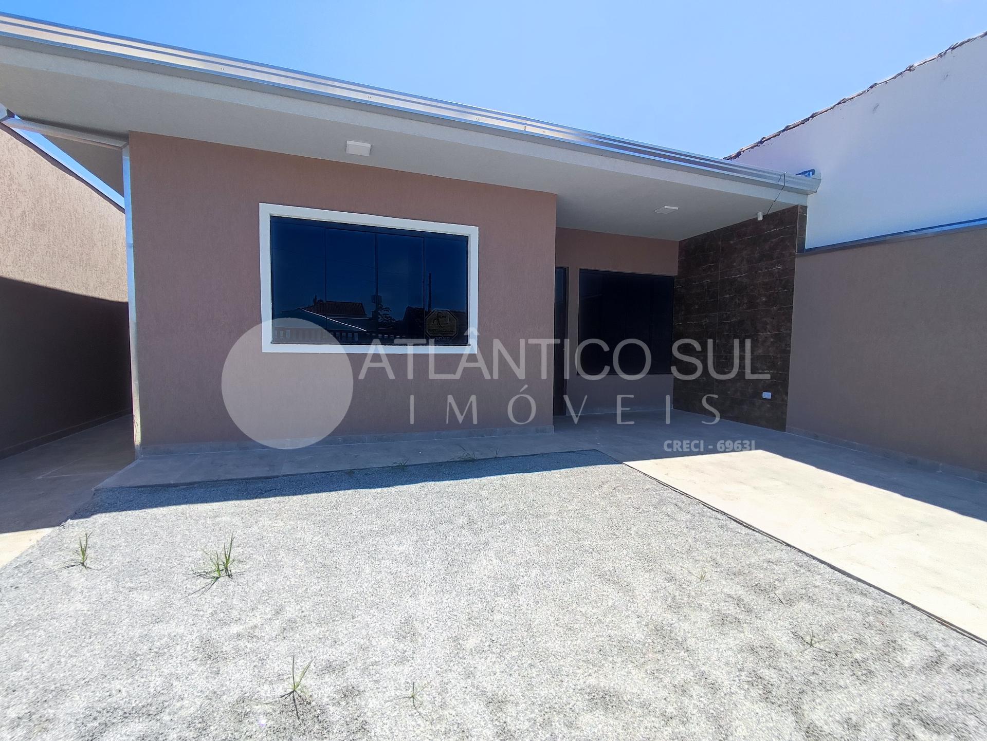 Casa à venda a 200 metros do mar em ,Praia de Leste, PONTAL DO...