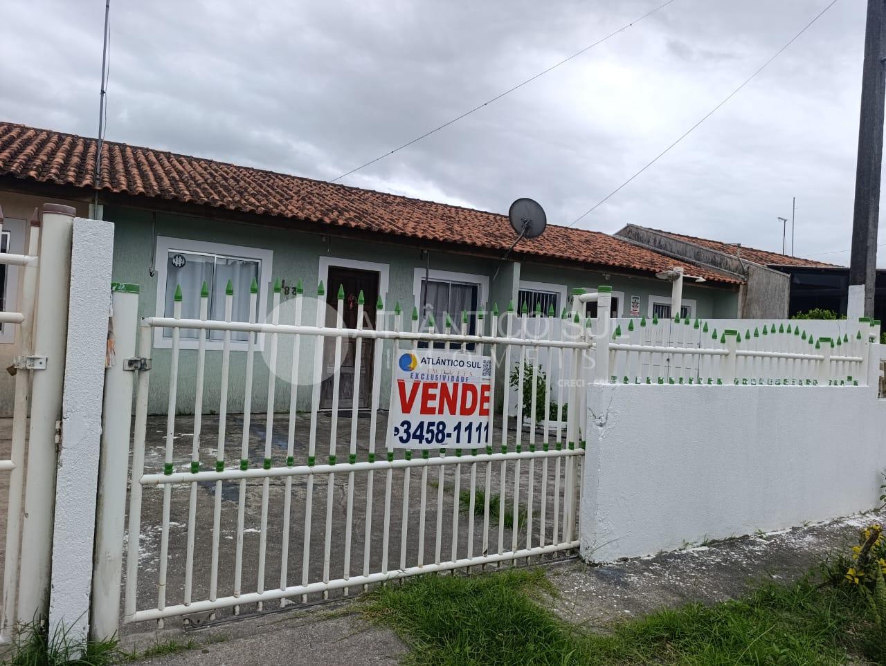 Casa à venda com 2 quartos, JARDIM CANADÁ, PONTAL DO PARANA - PR
