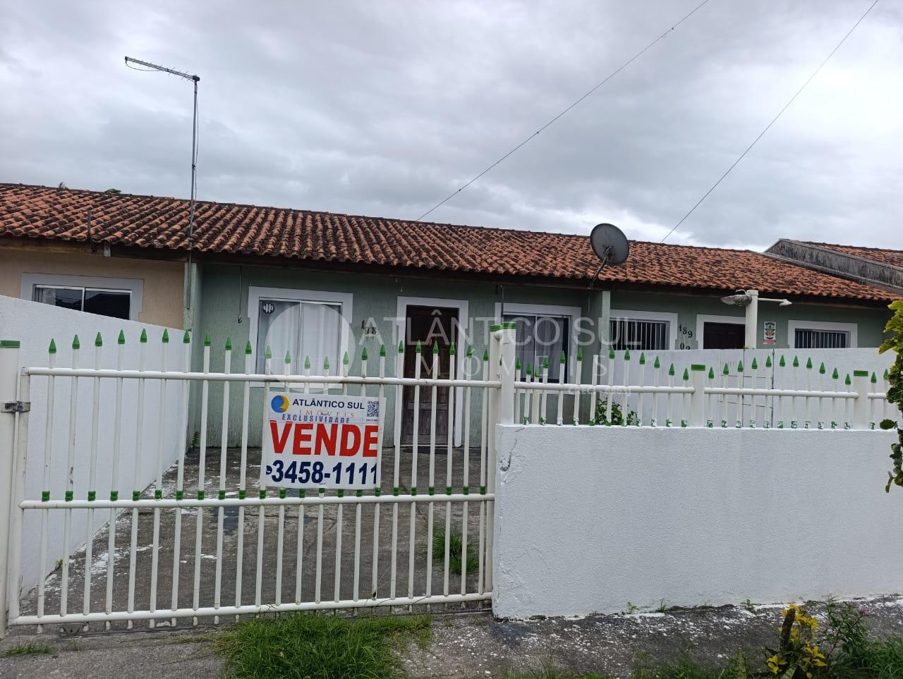 Casa à venda com 2 quartos, JARDIM CANADÁ, PONTAL DO PARANA - PR