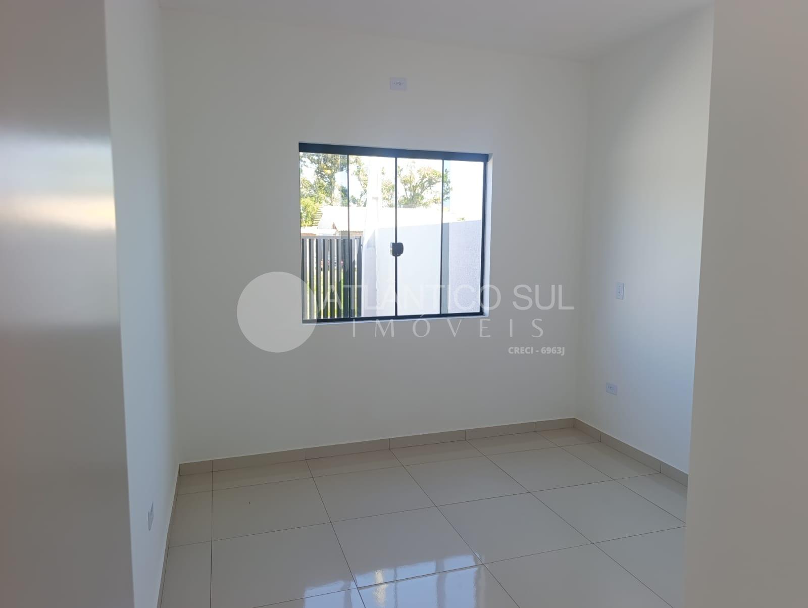 Casa à venda com 02 quartos, SHANGRI-LÁ, PONTAL DO PARANA - PR