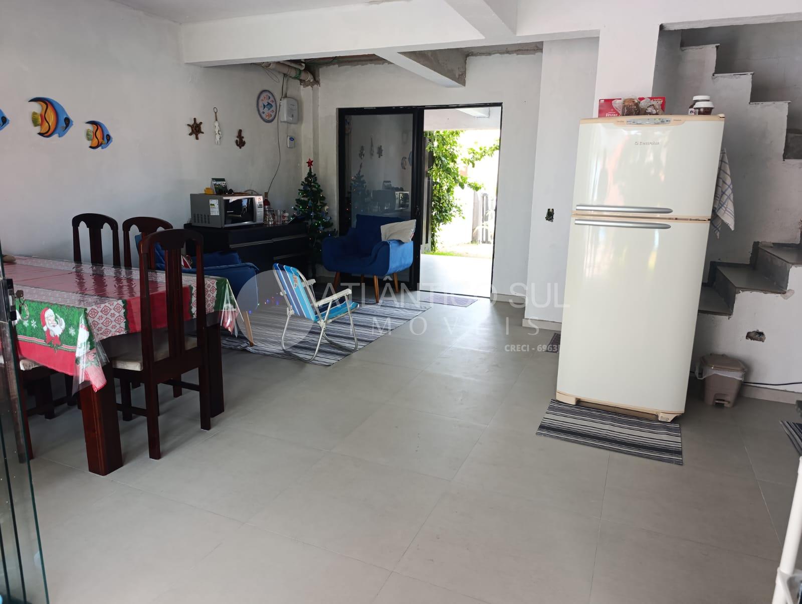 Triplex com piscina à venda, Balneário Gaivotas, MATINHOS- PR