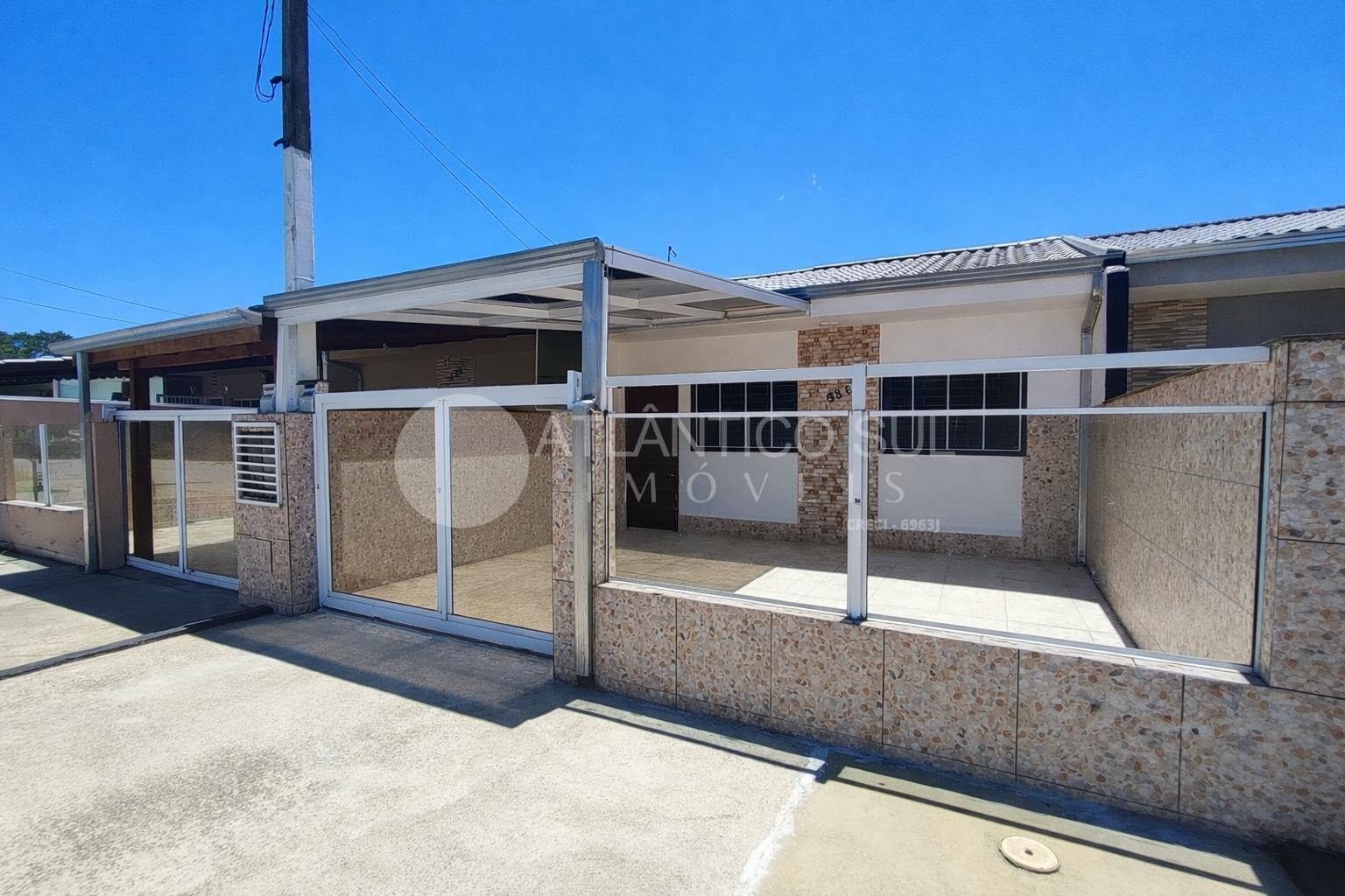 Casa próxima do mar com 2 quartos em Praia de Leste, PONTAL DO...