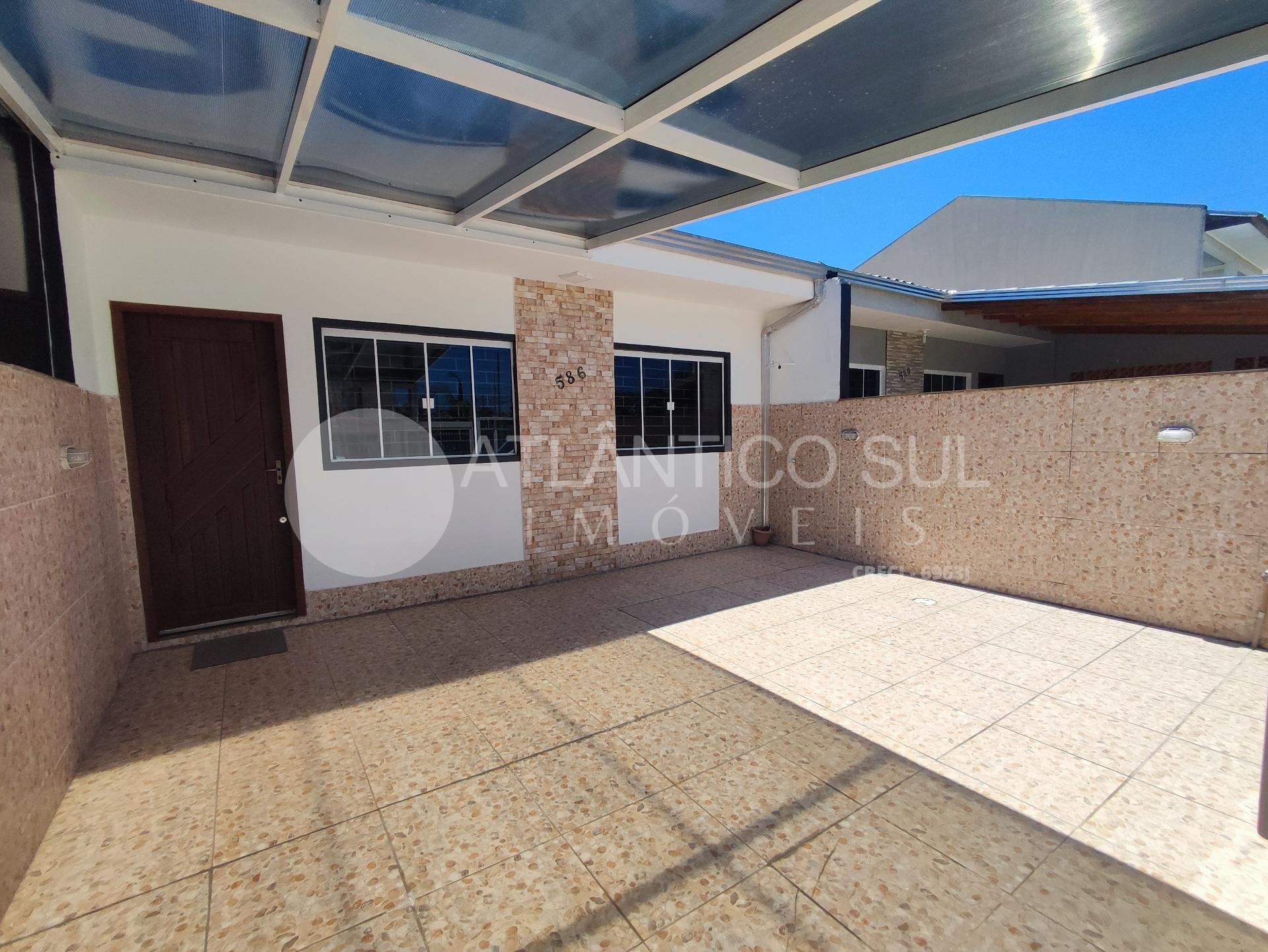 Casa próxima do mar com 2 quartos em Praia de Leste, PONTAL DO...