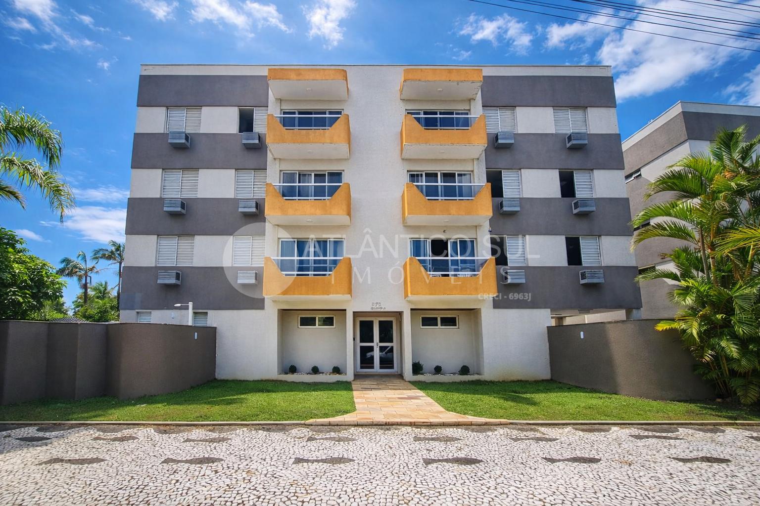 APARTAMENTO QUADRA MAR, 3 QUARTOS, PISCINA, GAIVOTAS, MATINHOS...