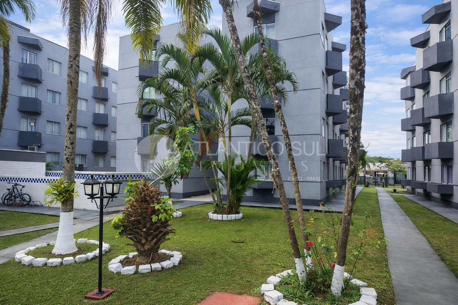 APARTAMENTO COM 2 QUARTOS, PISCINA, 300m DO MAR, GAIVOTAS, MAT...