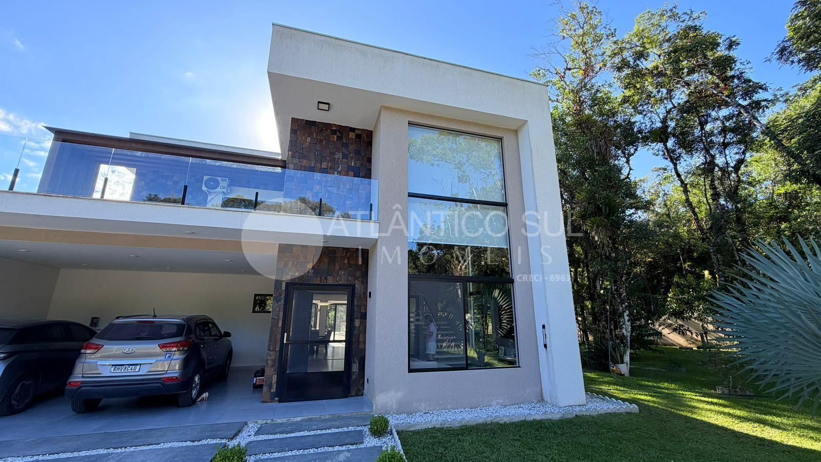 CHÁCARA URBANA EXCLUSIVA DE FRENTE PARA O RIO GUARAGUAÇU