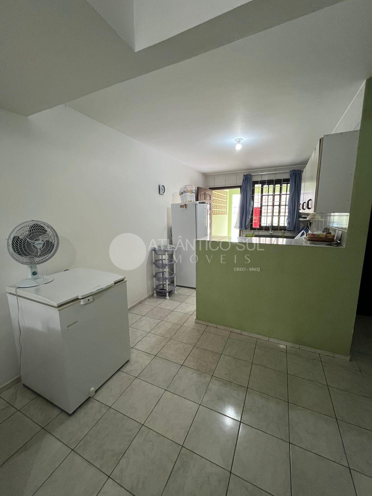 Sobrado à venda, pertinho da Praia em Praia de Leste, PONTAL D...