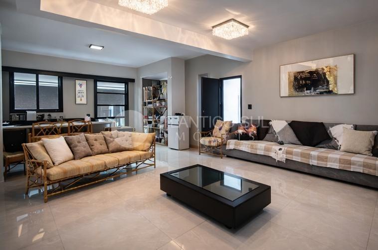 SOBRADO ALTO PADRÃO APENAS 70m DO MAR EM SANTA TEREZINHA, PONT...