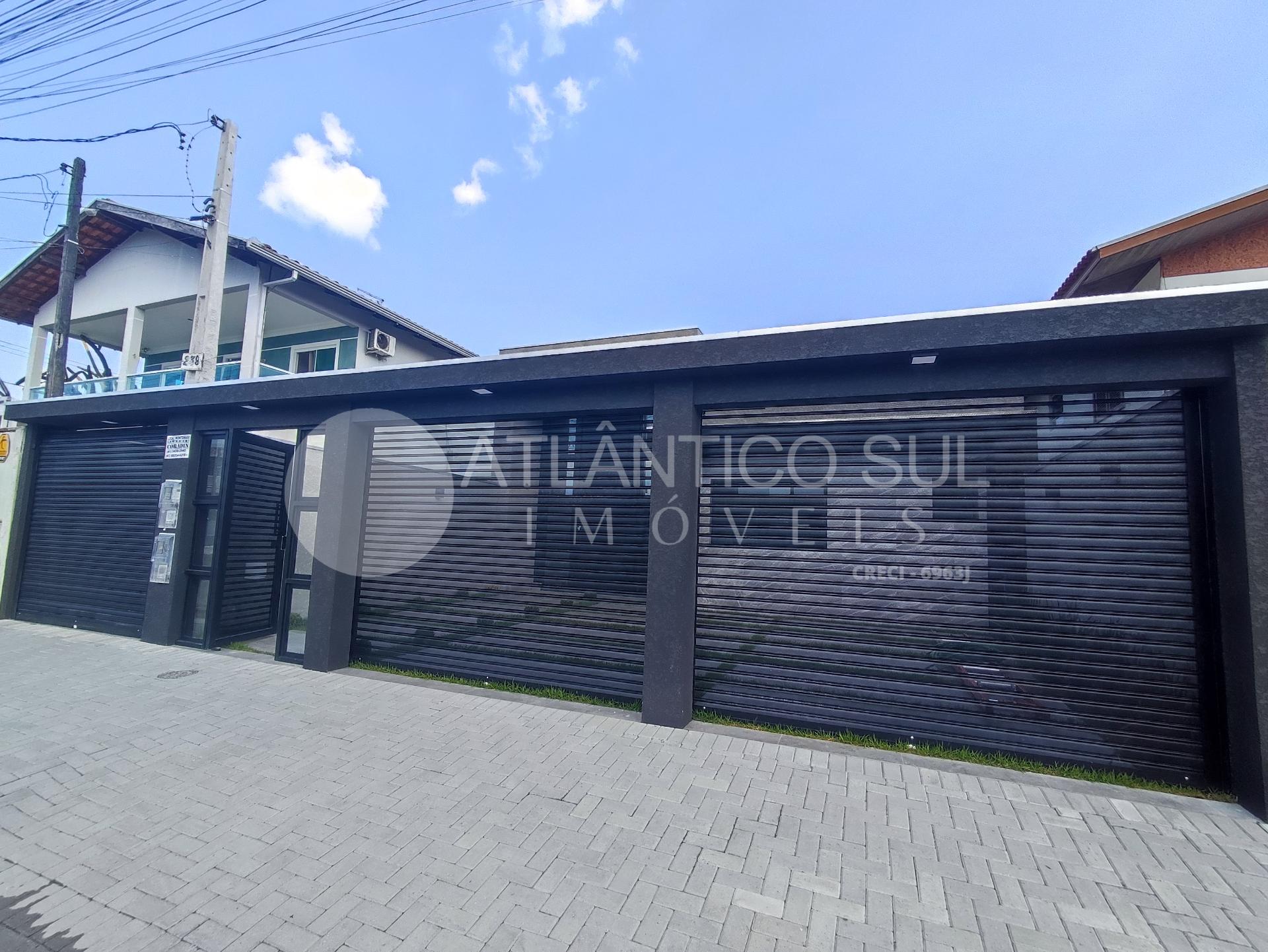 Casa, a 250 metros em  Praia de Leste, PONTAL DO PARANA - PR