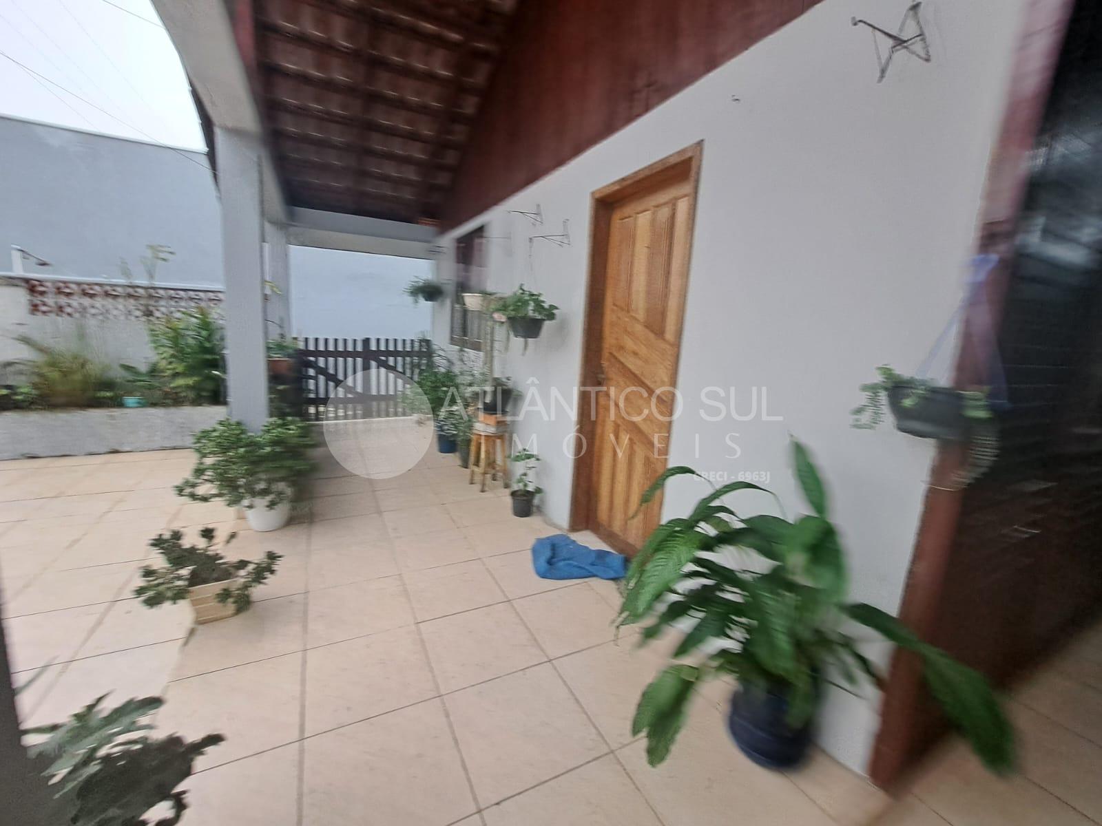 CASA COM 3 QUARTOS E MAIS 2 APARTAMENTOS, IPANEMA, PONTAL DO P...