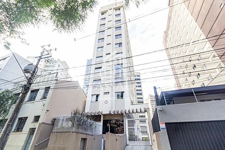 Apartamento com 1 dormit?rio para loca??o no Centro de Curitiba.