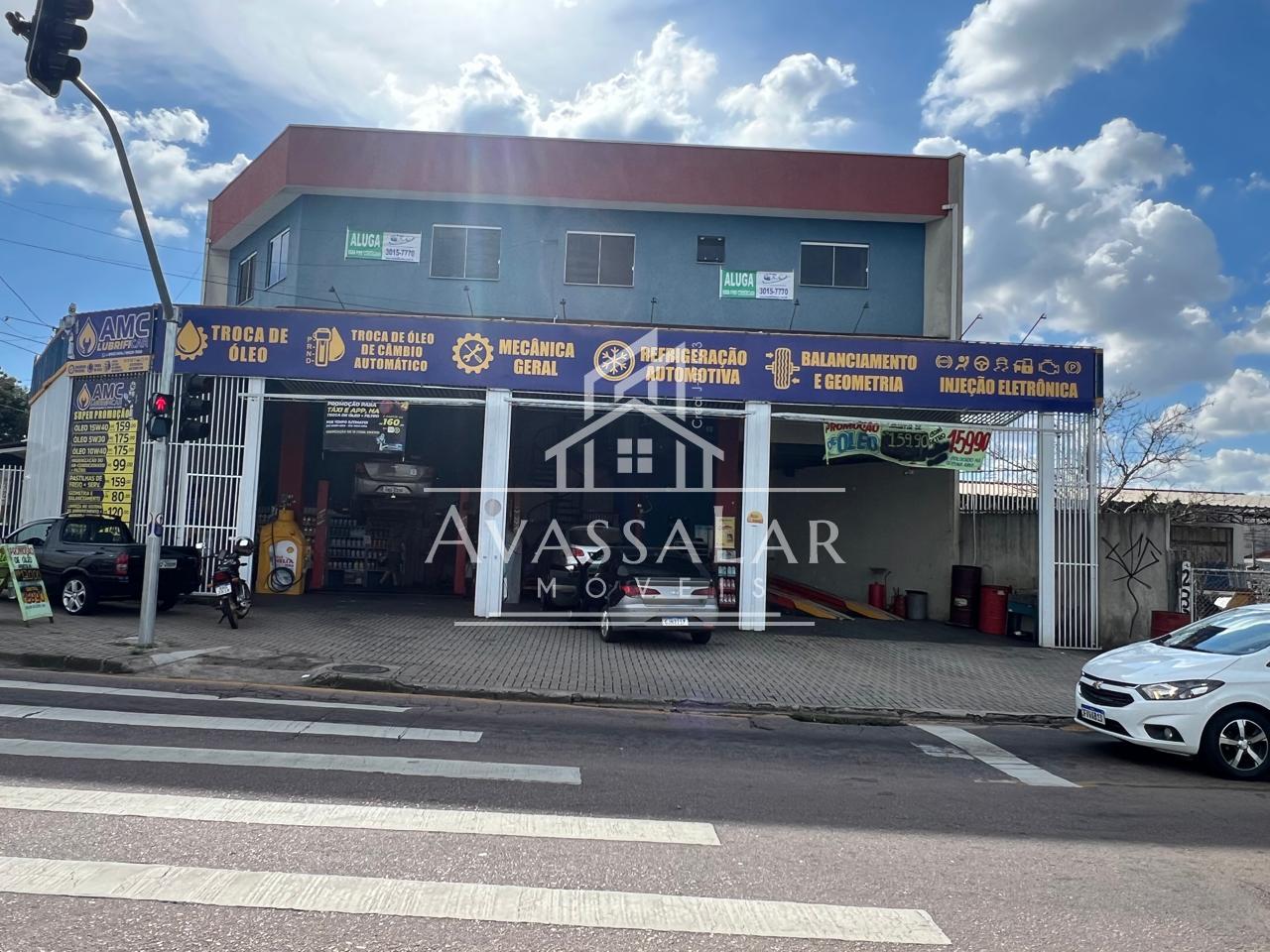 Sobrado comercial para venda no bairro Sitio Cercado, Curitiba...