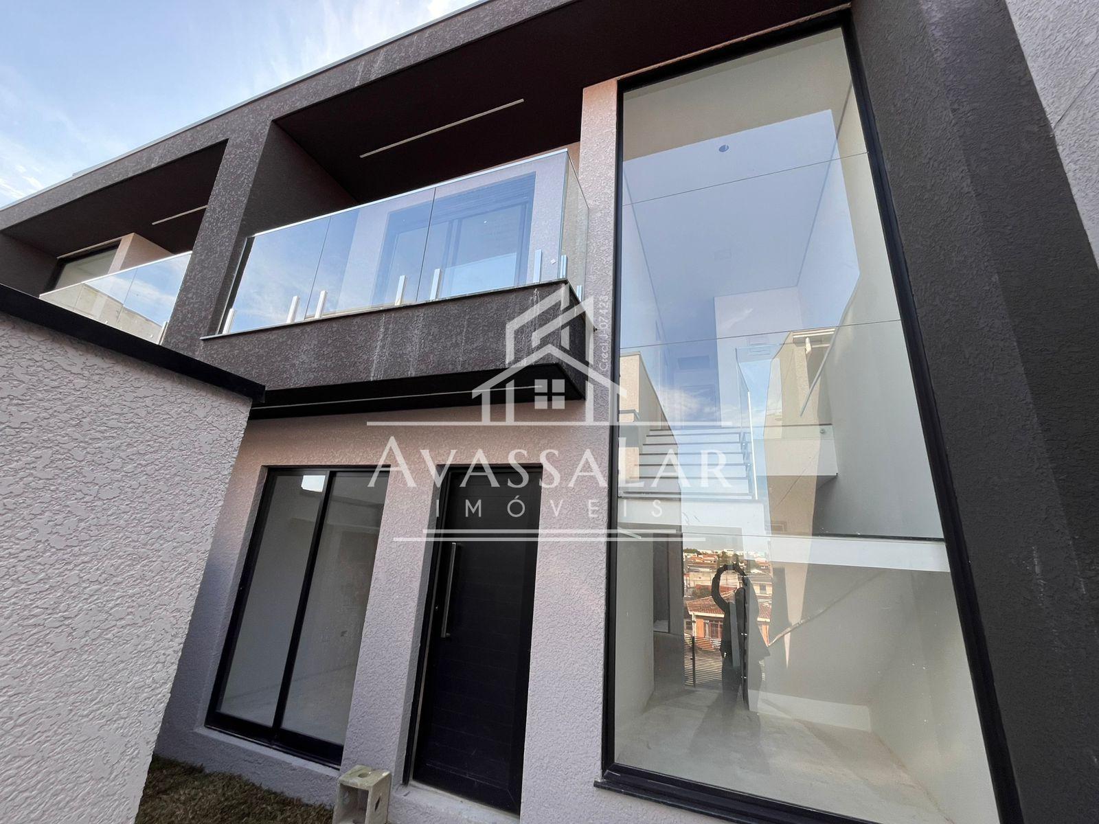 Sobrado com 3 quartos ? venda no bairro Xaxim, Curitiba - PR