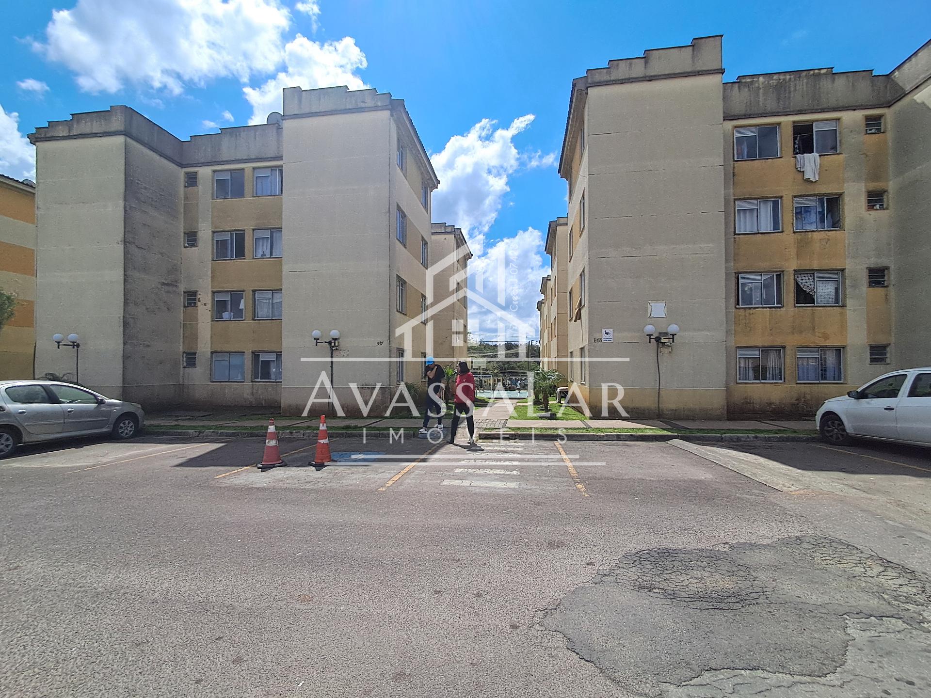 Apartamento com 2 quartos para loca??o no bairro Ganchinho, CU...