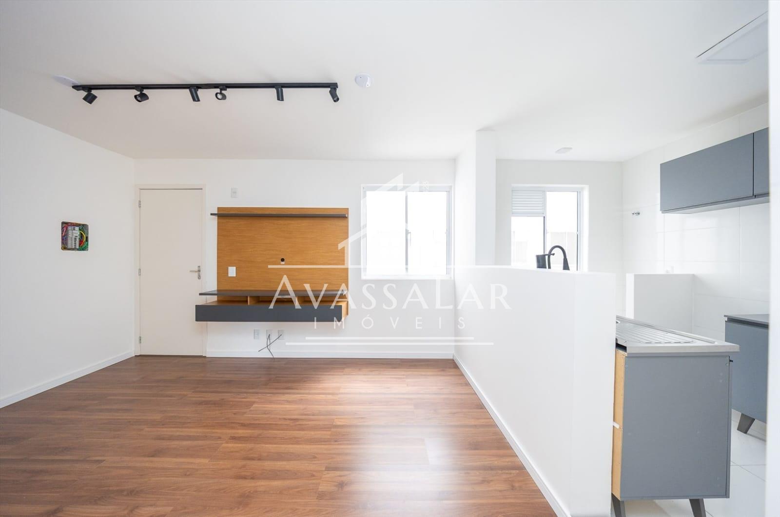Apartamento semi mobiliado, com 2 quartos, bairro Jardim Itaqu...