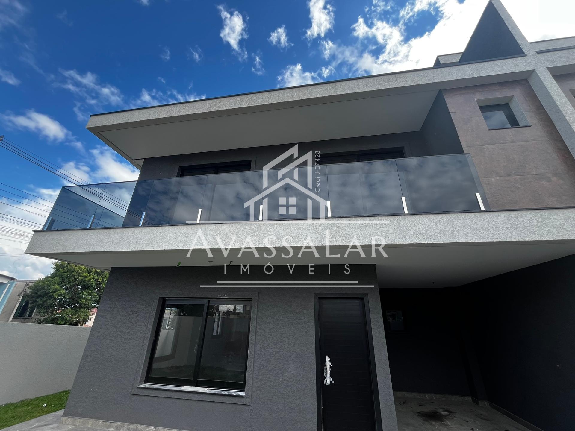 Sobrado com 3 quartos e terra?o a venda no bairro Ganchinho, C...