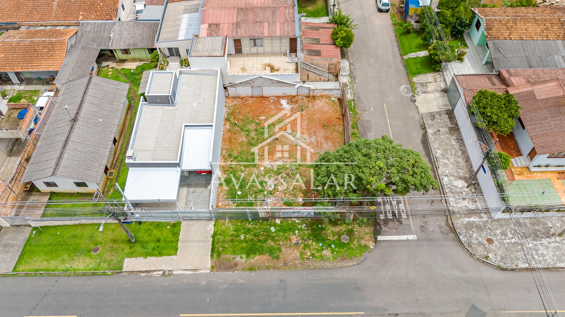 Terreno ? venda no Xaxim, Esquina com 200m , financi?vel e com...