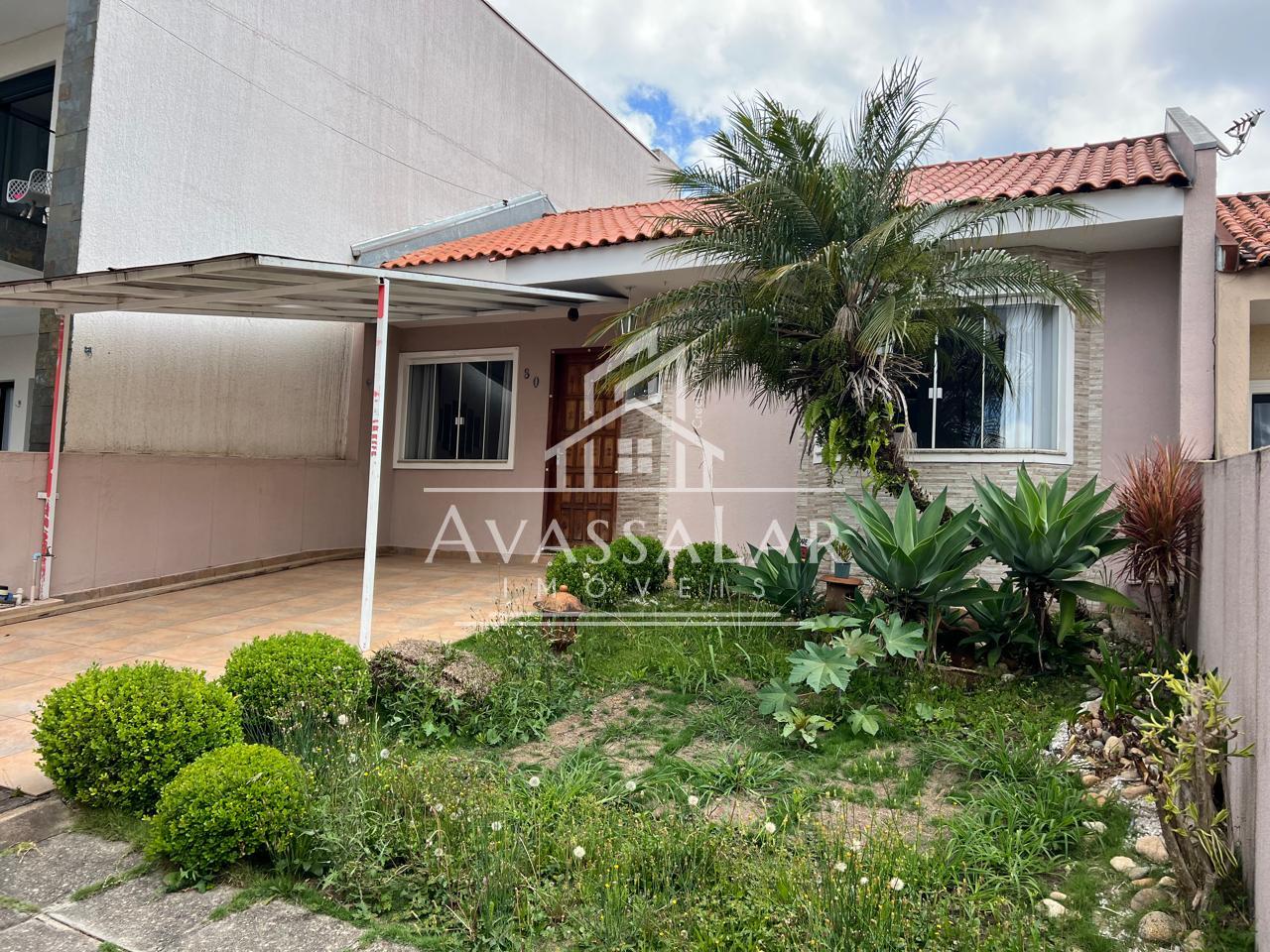 Casa semi mobiliada, com 3 dormit?rios, vaga de garagem - Sant...