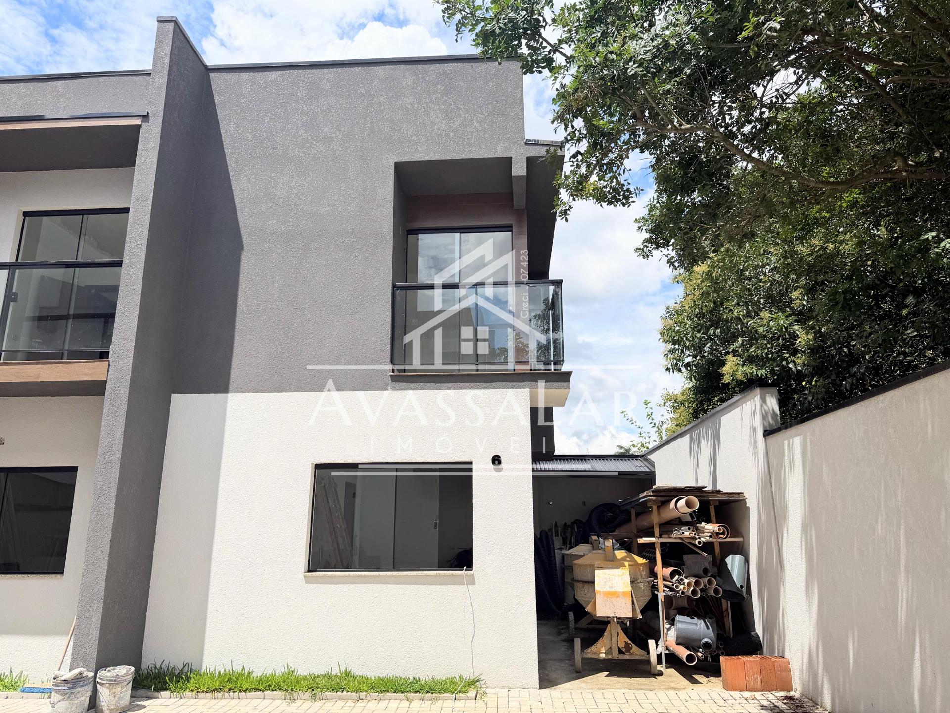 Sobrado com 2 quartos dentro de condominio, no bairro Alto Boq...