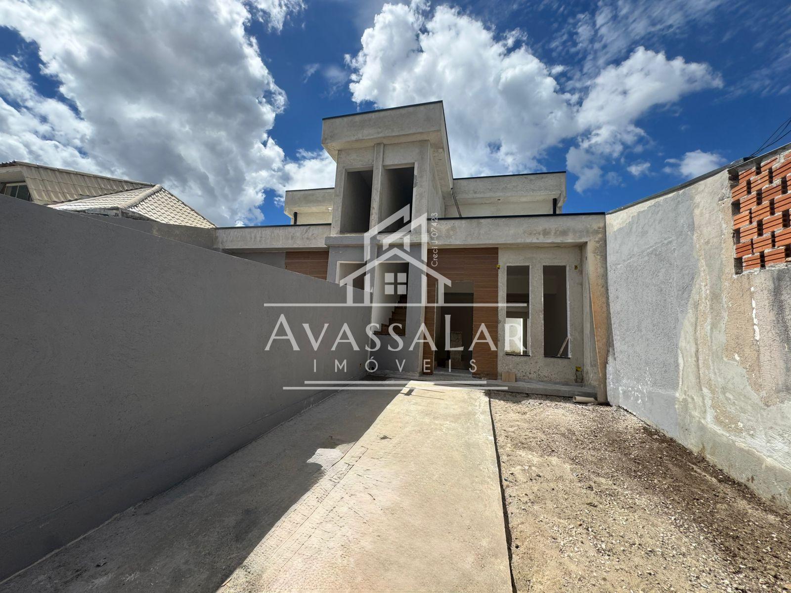 SOBRADO LOCALIZADO NO BAIRRO S?TIO CERCADO COM SU?TE NO T?RREO