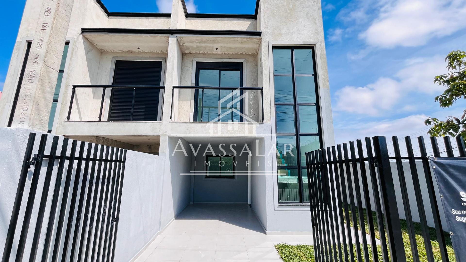 Sobrado de esquina 3 dormit?rios ? venda no bairro Alto Boquei...