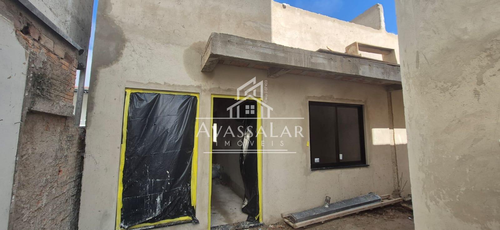 Casa com 2 dormit?rios, su?te e terra?o ? venda no Alto Boquei...