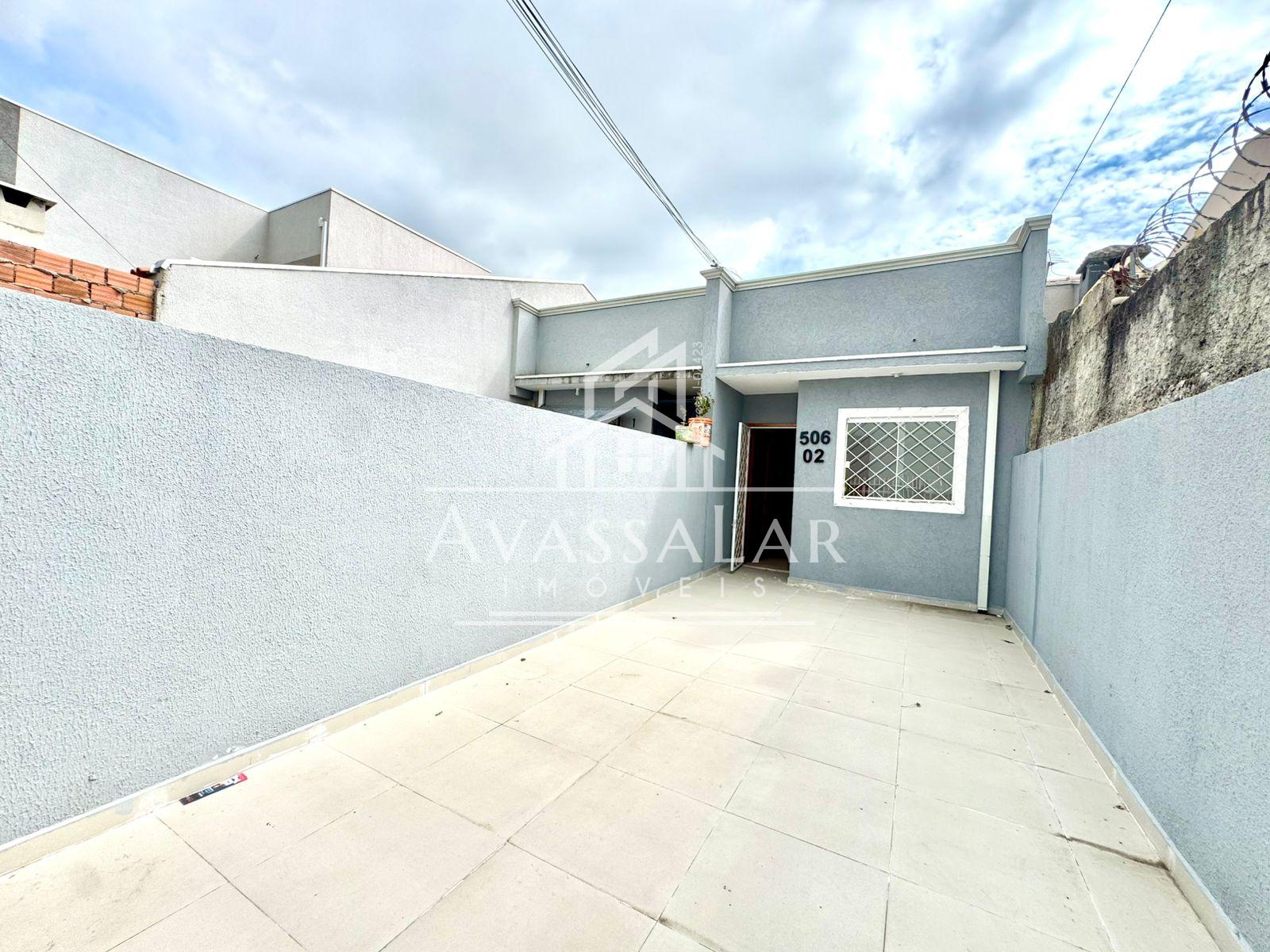 Casa com 2 dormit?rios ? venda no bairro Campo de Santana - Cu...