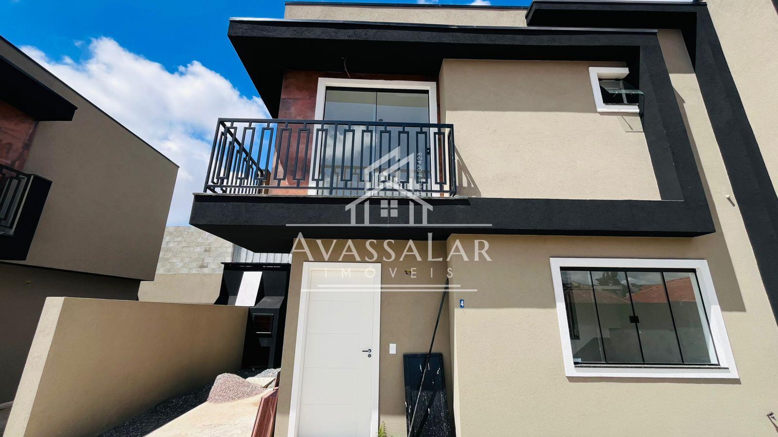 Sobrado com 3 dormitorios sendo 1 suite, vaga da garagem - Xaxim