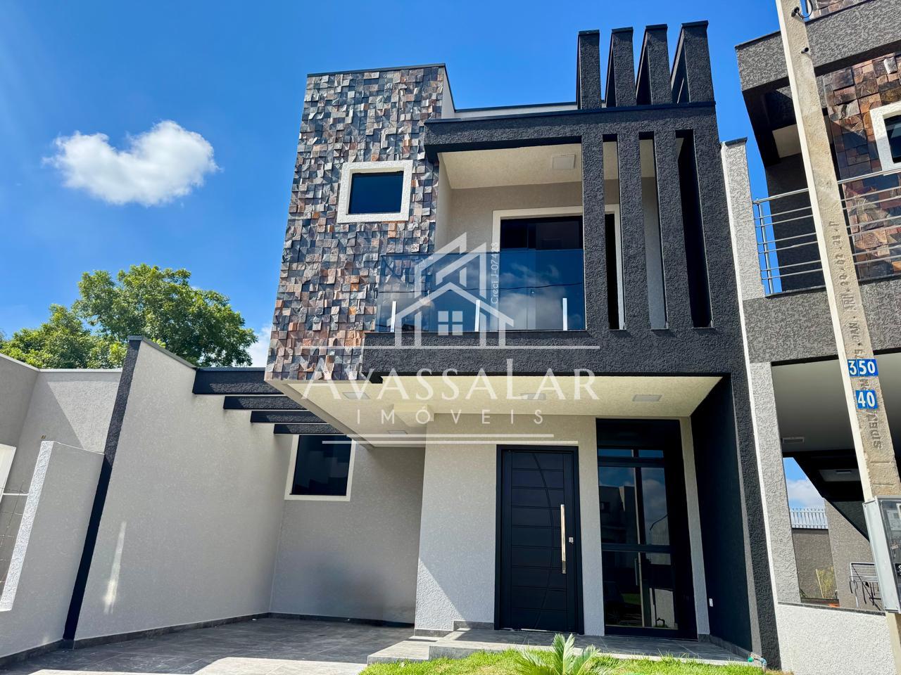 Sobrado em condom?nio fechado com 3 dormit?rios ? venda no Umb...