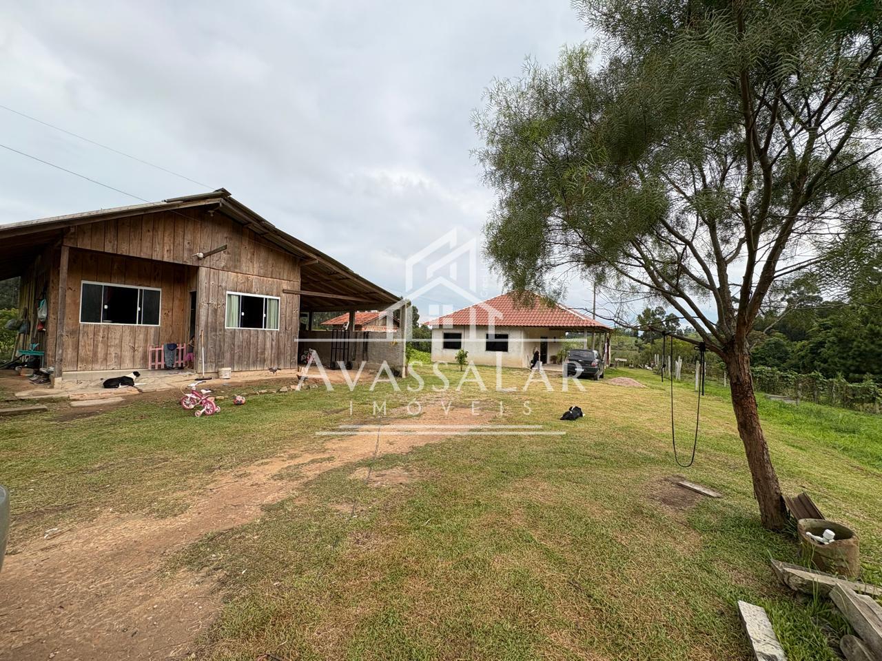 Ch?cara com 12.000m2 e estrutura completa ? venda | Quitandinh...