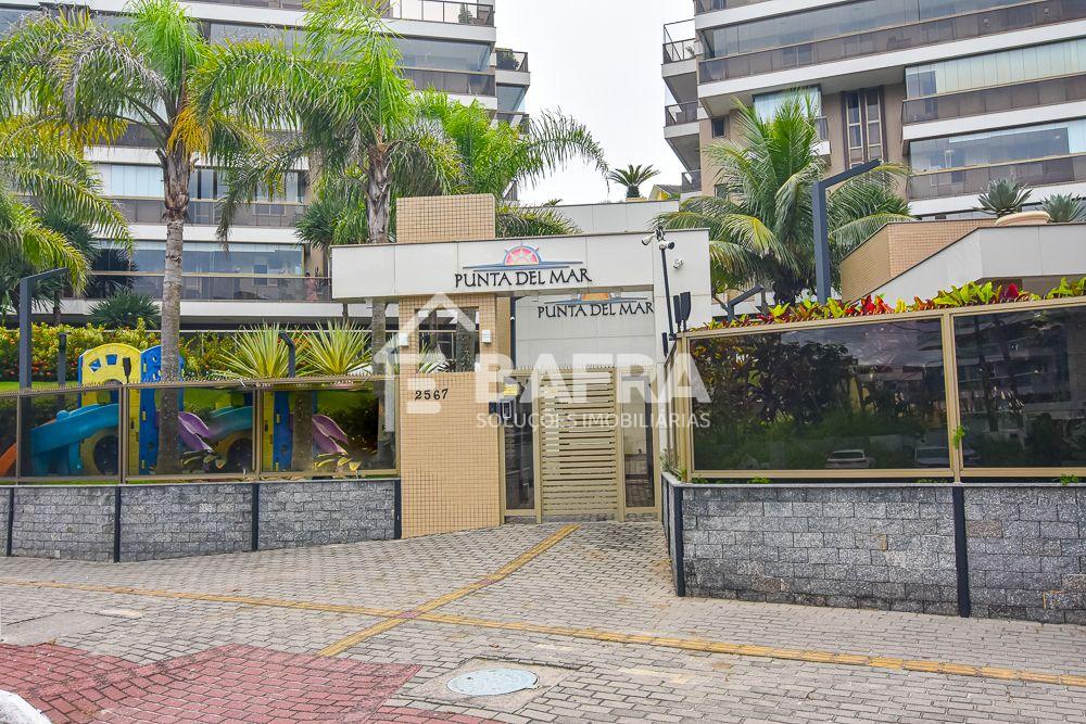 Apartamento ? Venda, por R 1.950.000,00 com 4 quartos, em Pira...
