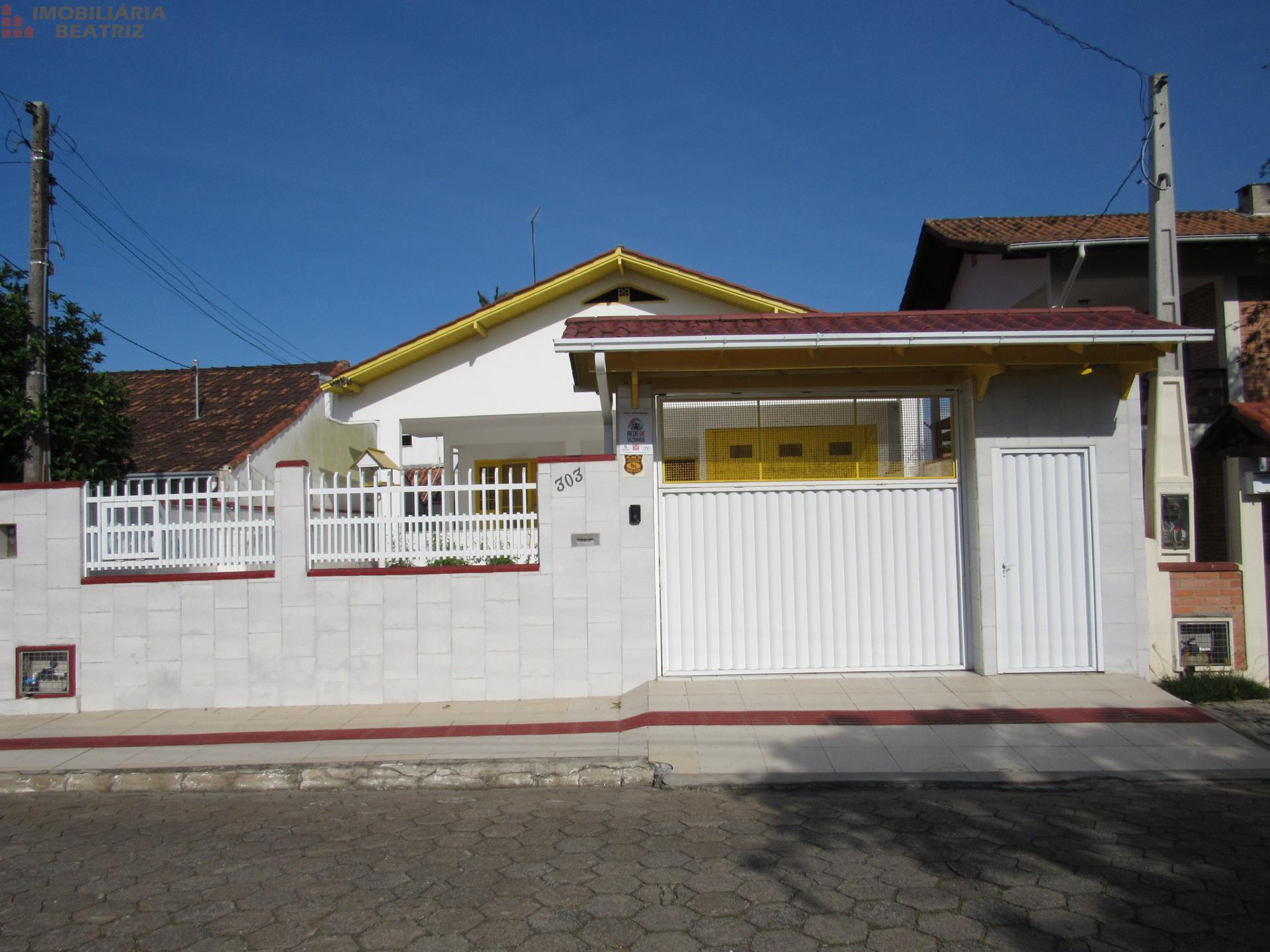 CASA BAIRRO CENTRO