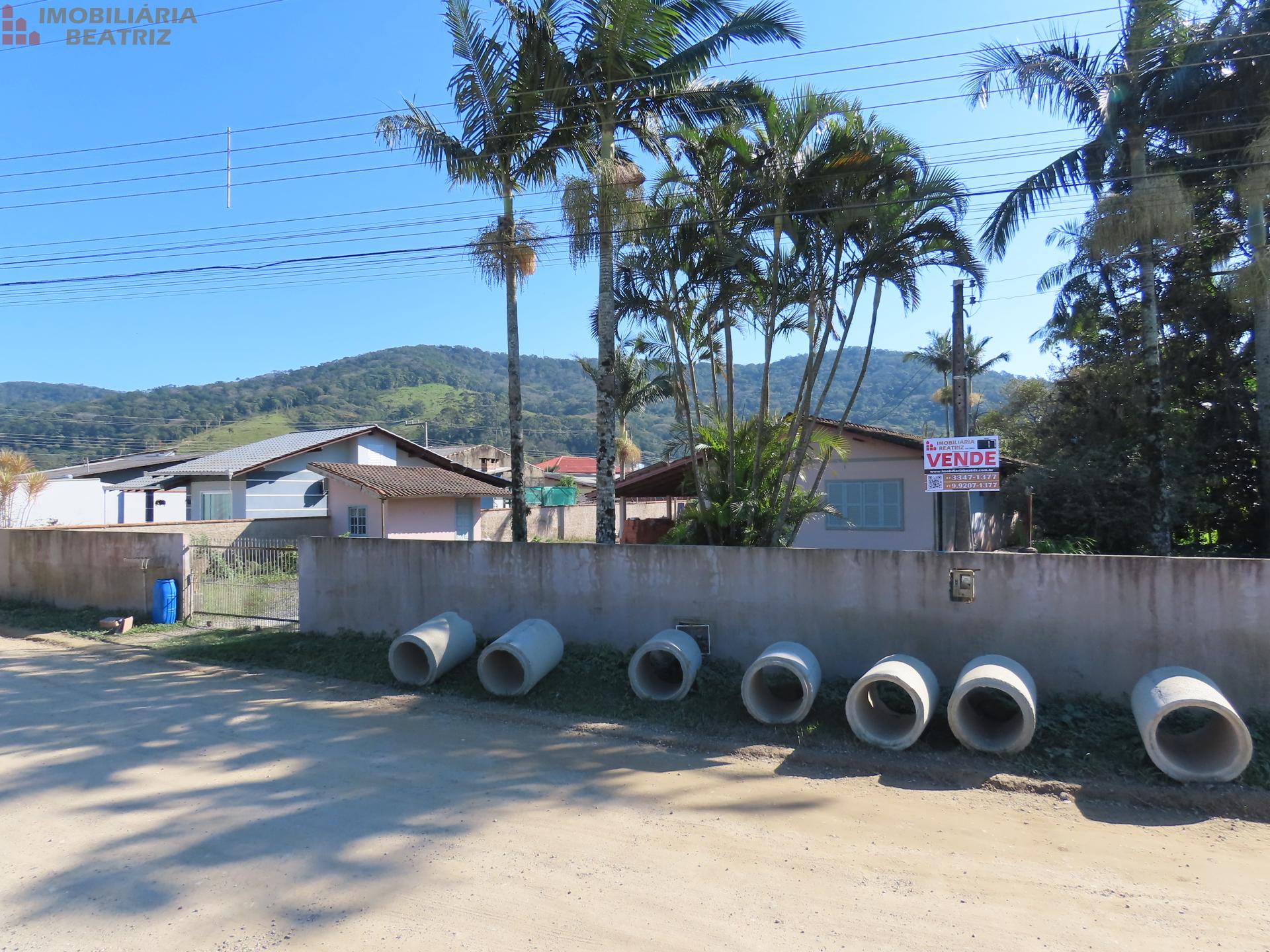 CASA BAIRRO SANTA LIDIA