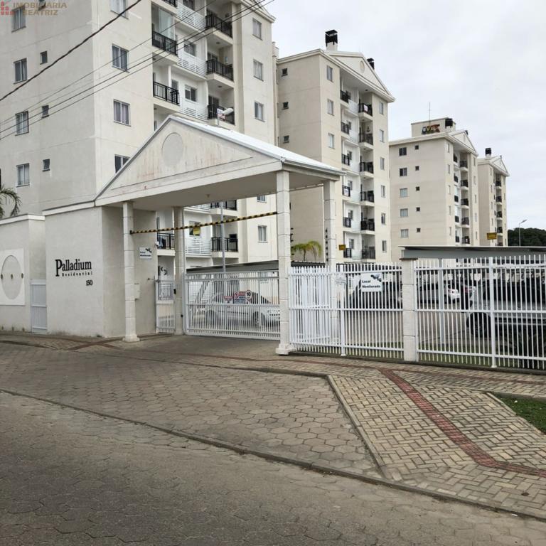 Apartamento a venda no residencial Paladium, localizado no stimo andar.