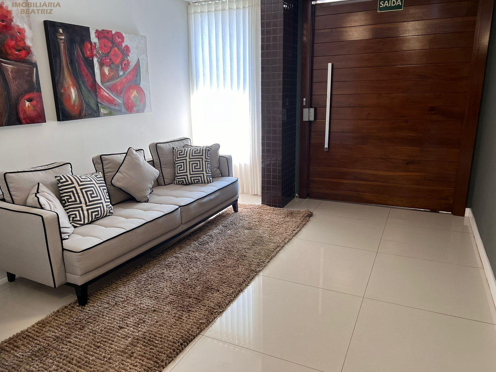 Apartamento a venda, mobiliado em Balnerio Piarras SC.