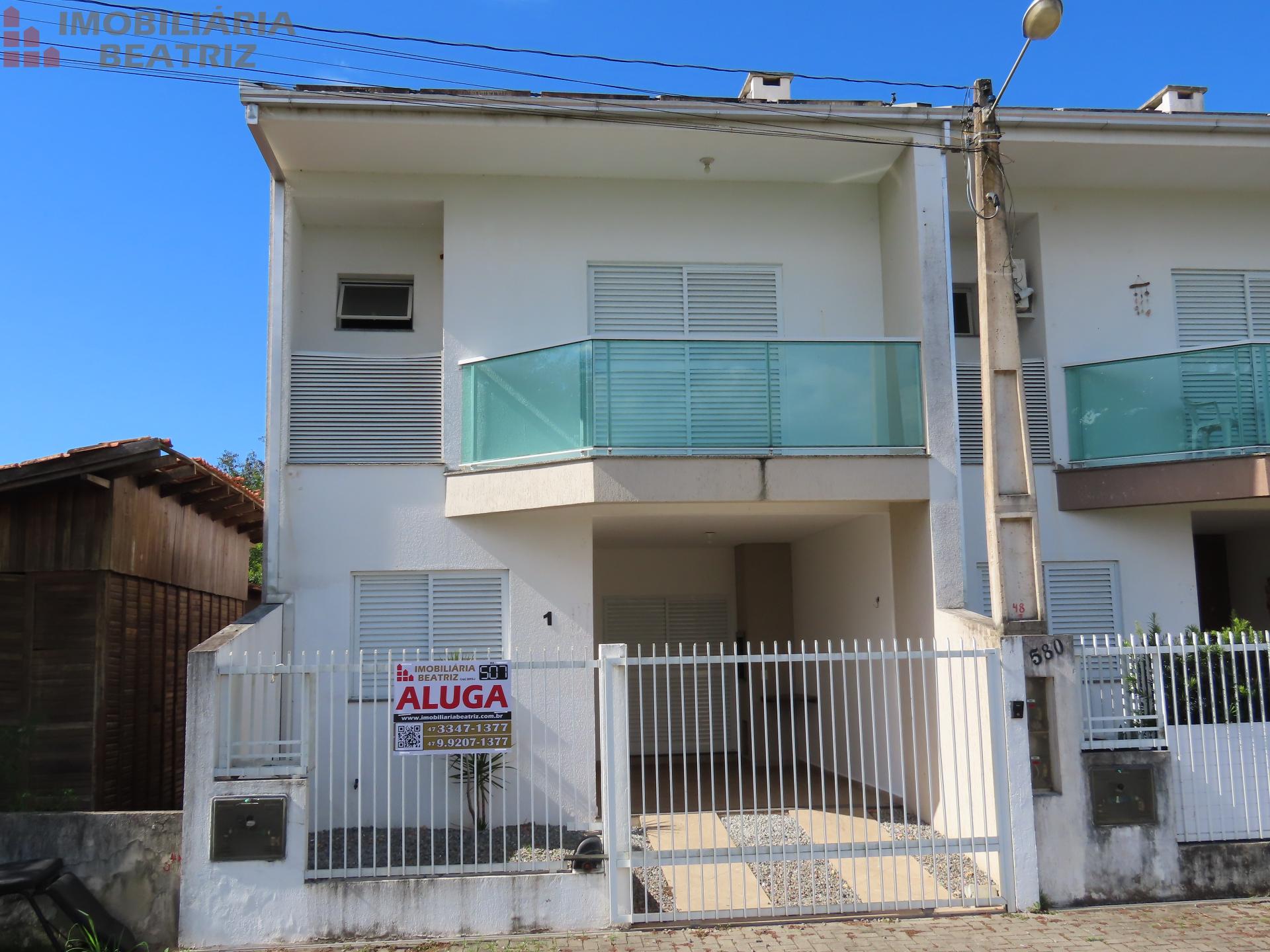 Sobrado com 2 dormitórios para locação, CENTRO, BALNEARIO PICA...