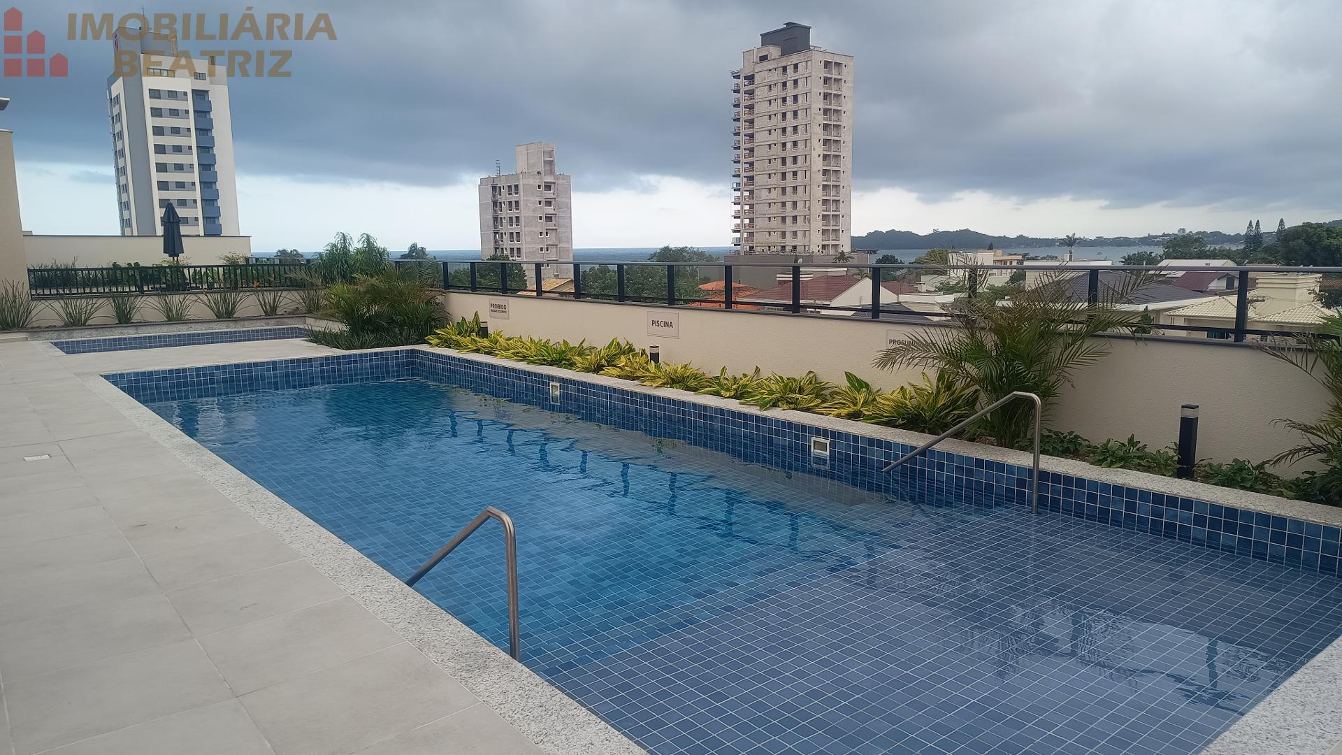 Piscina adulta